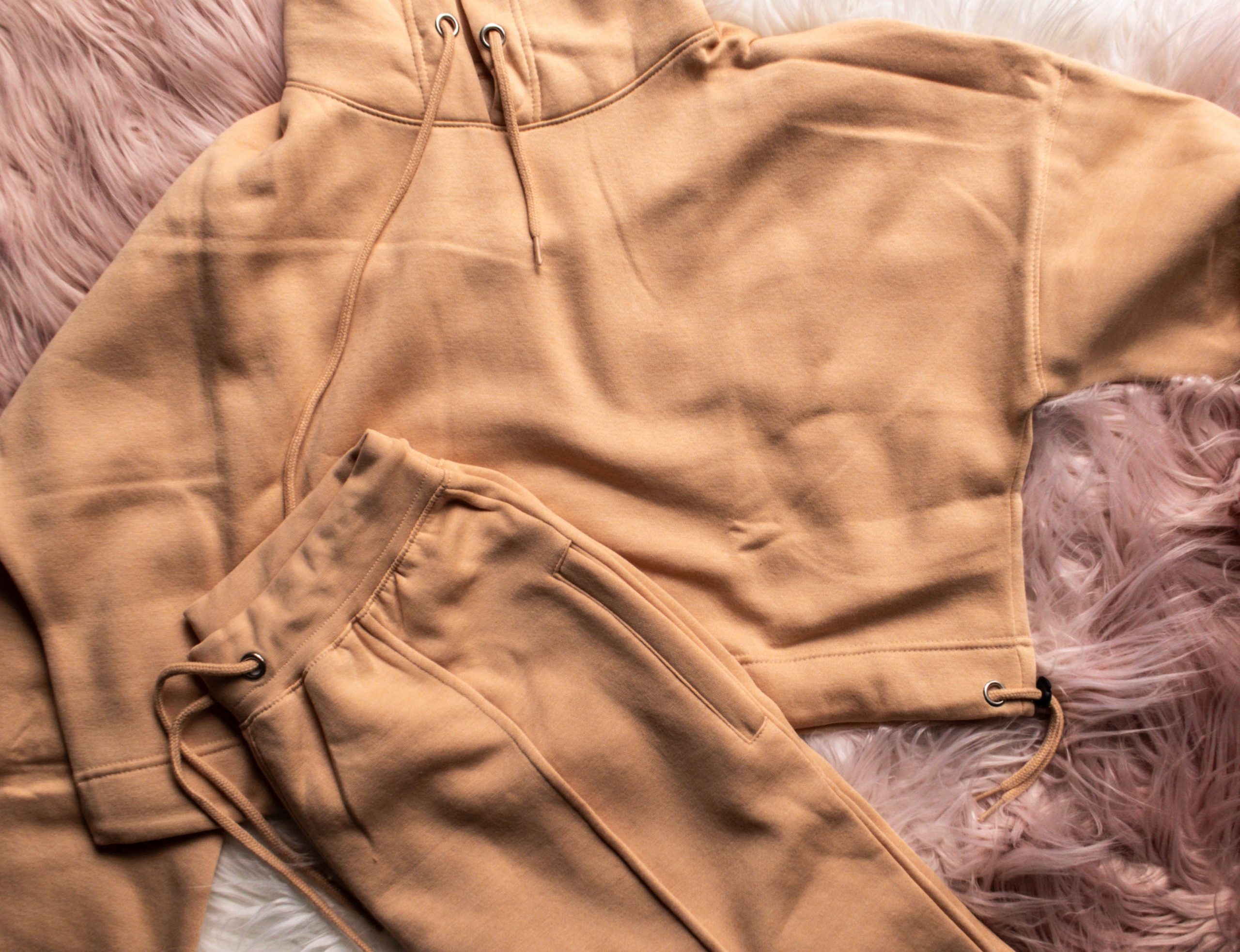 beige lounge suit