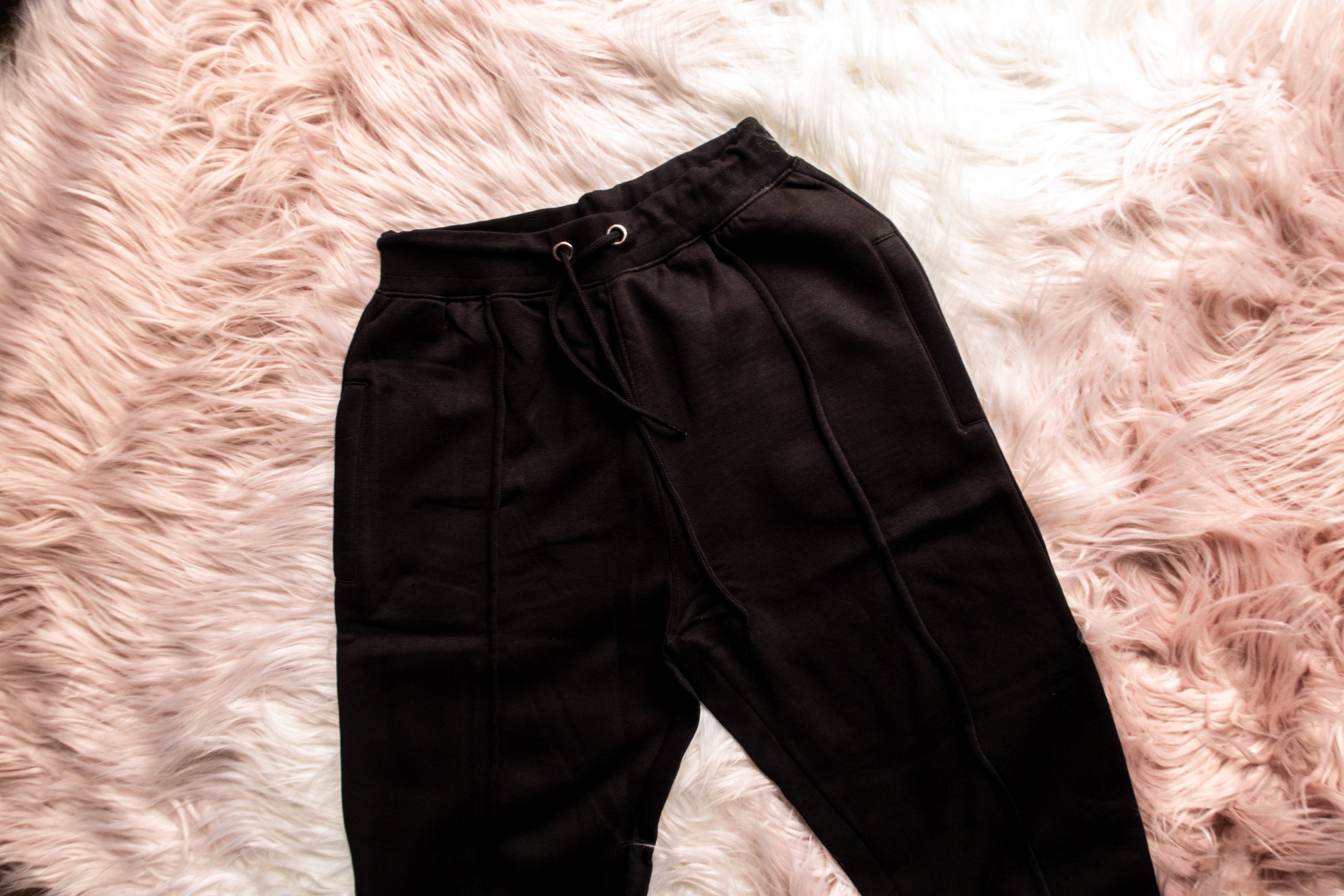 transition your wardrobe into autumn style with these comfy joggers
