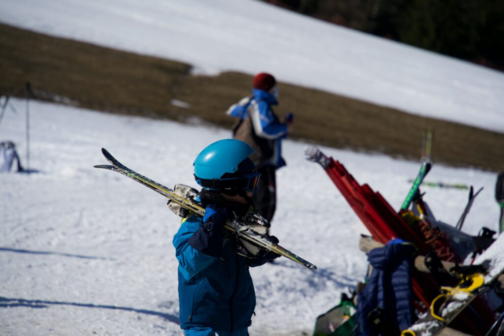 people with skiing equipment